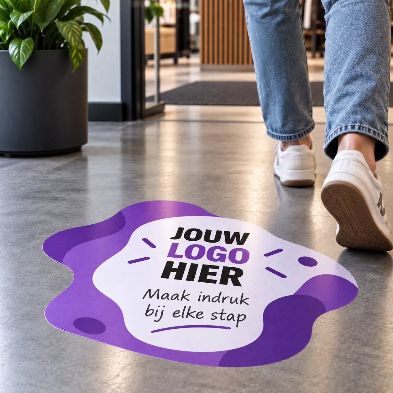 Vloerstickers in eigen vorm