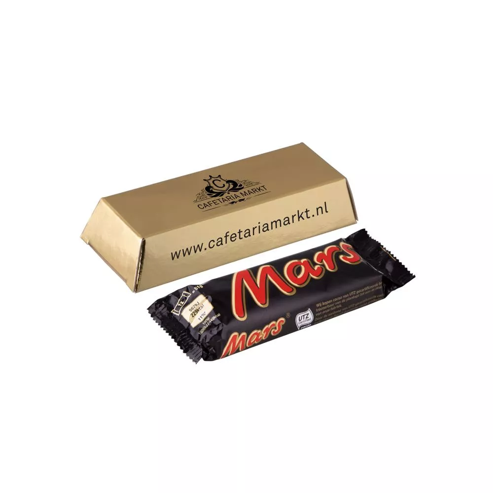 Goudstaaf met een snack reep