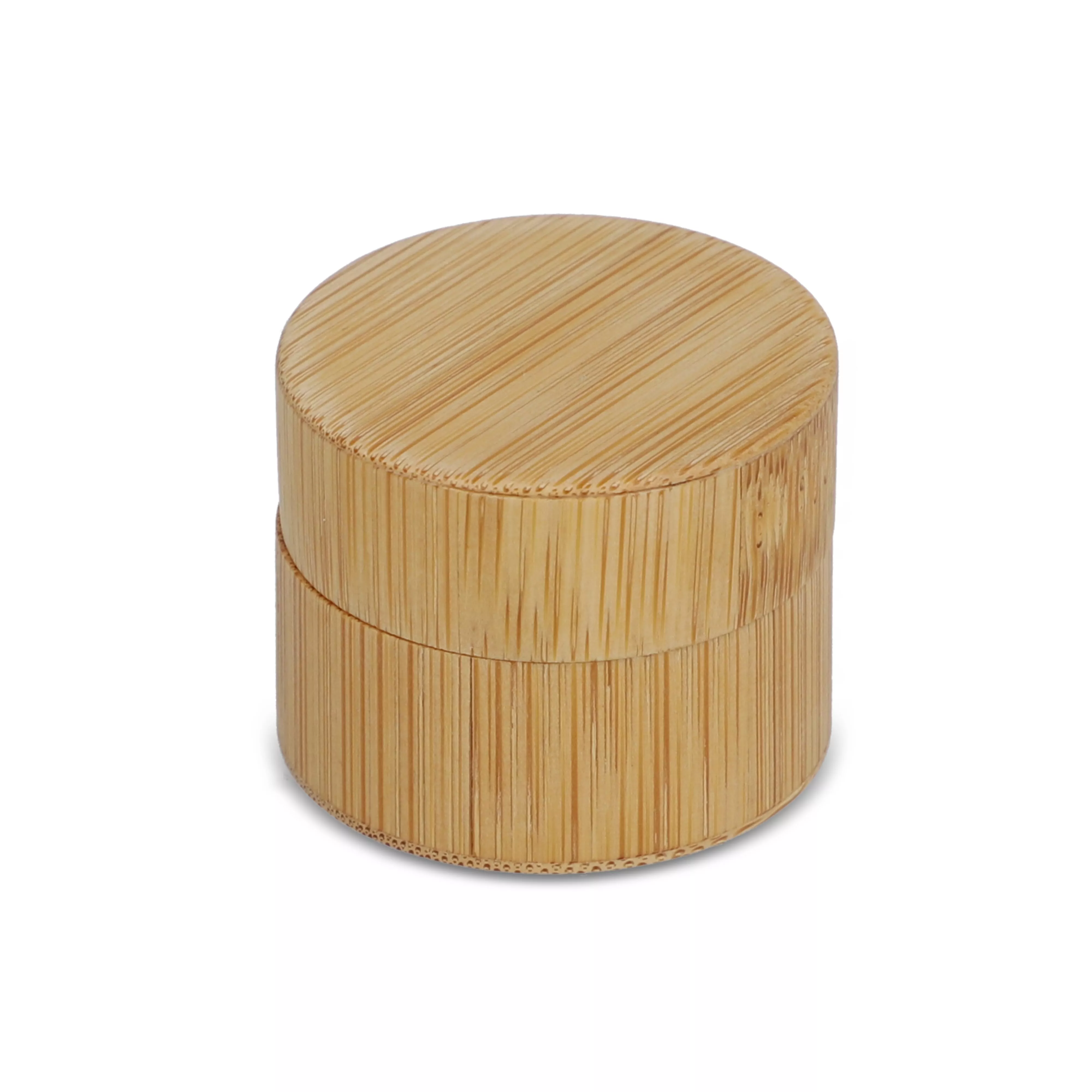 Lippenbalsem rond bamboe